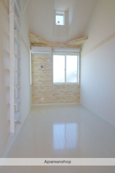 ユナイト弘明寺フィンズベリーの居間