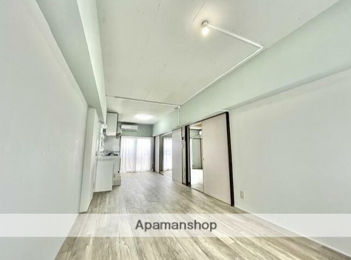 藤が丘団地6号棟の内装