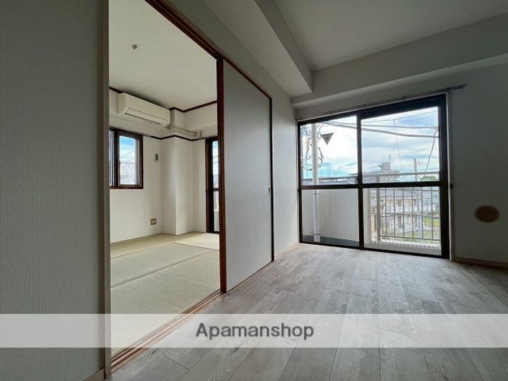 青山コーポAの内装