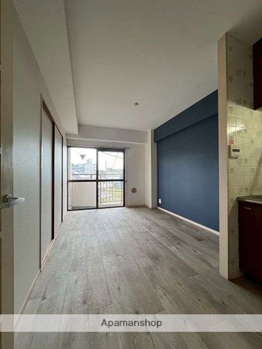 青山コーポAの居間