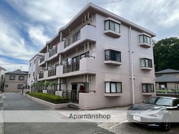 青山コーポAの外観