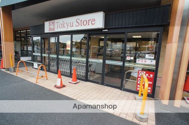 青山コーポAの周辺