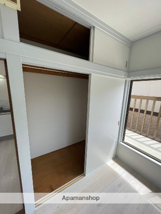 神奈川県横浜市鶴見区矢向4丁目の賃貸アパートの内装