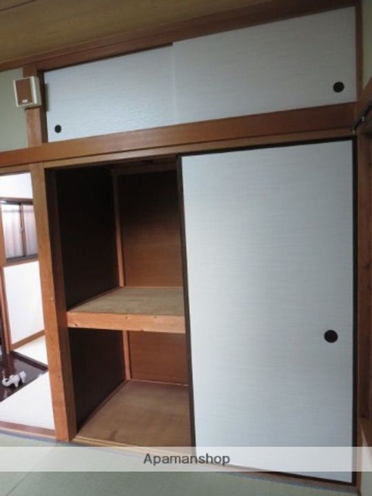 神奈川県横浜市鶴見区矢向4丁目の賃貸アパートの内装