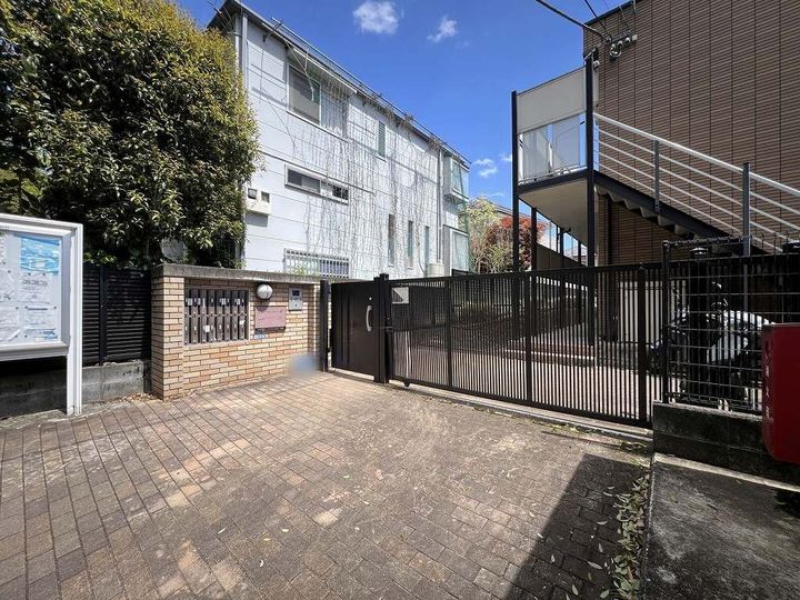 レオパレスクレストヒルズ向原のその他画像