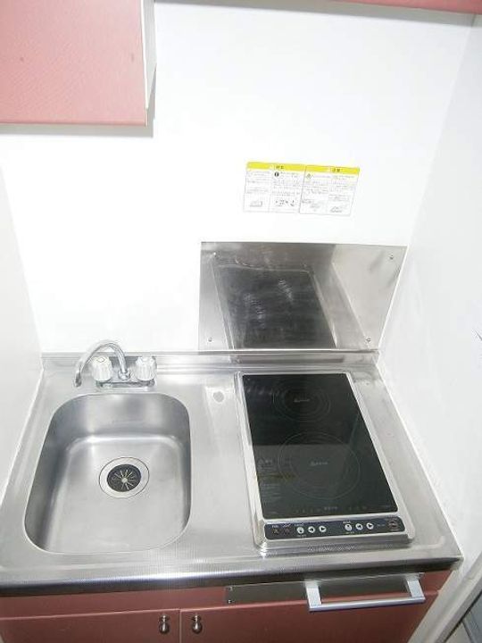 レオパレスYOSHIDAのキッチン