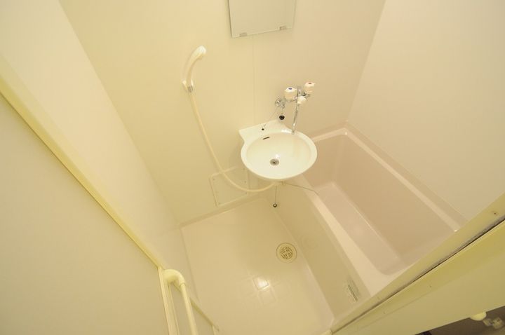 レオパレスグリーンハイツ宮田町102の風呂