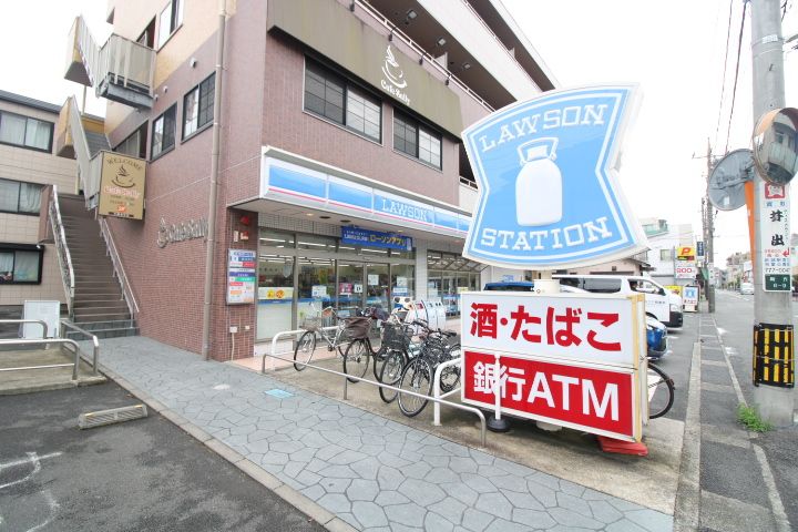 クレストメゾンⅤの周辺