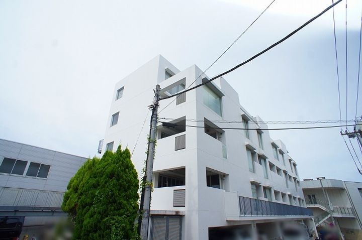 F・BLANCの外観