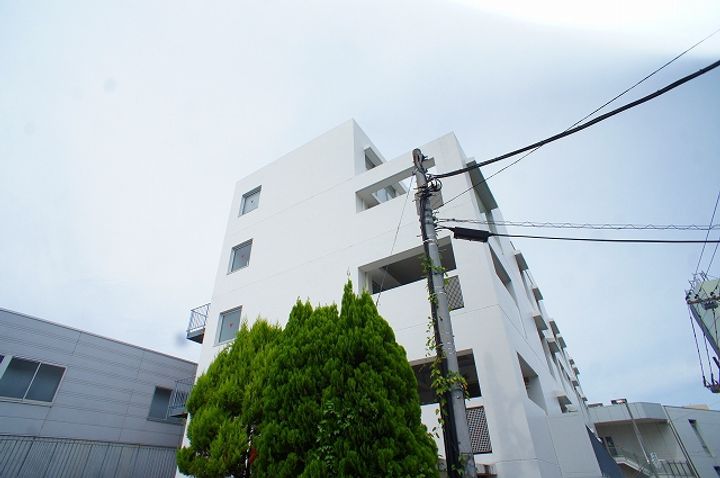 F・BLANCの外観