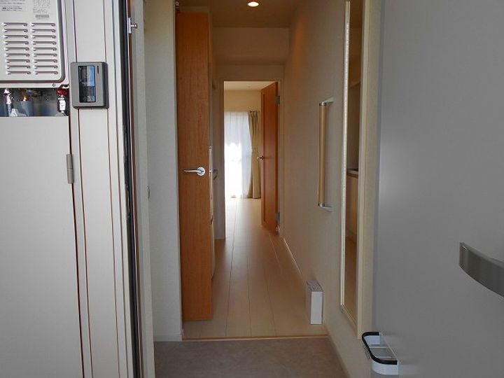 クレイノビッグアロー座間の玄関