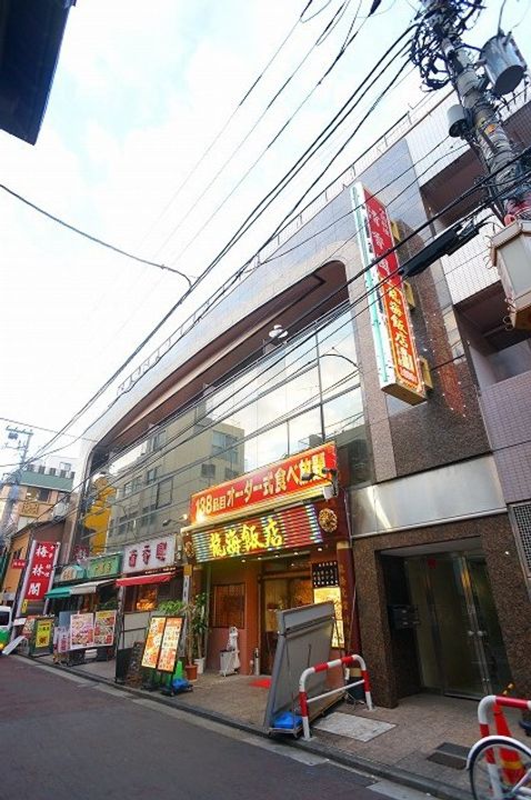 神奈川県横浜市中区山下町の賃貸マンションの外観