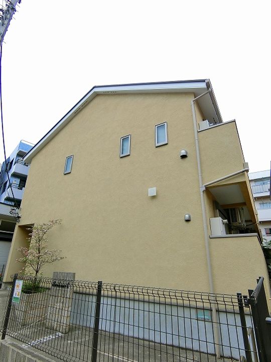 神奈川県横浜市南区共進町3丁目の賃貸アパートの外観