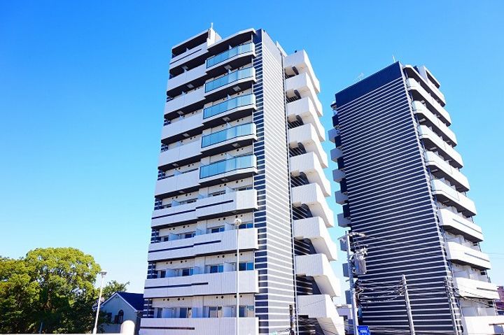 神奈川県川崎市幸区南幸町1丁目の賃貸マンションの外観