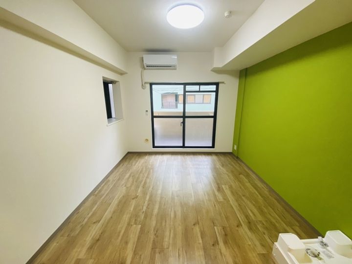 神奈川県横浜市西区平沼1丁目の賃貸マンションの居間