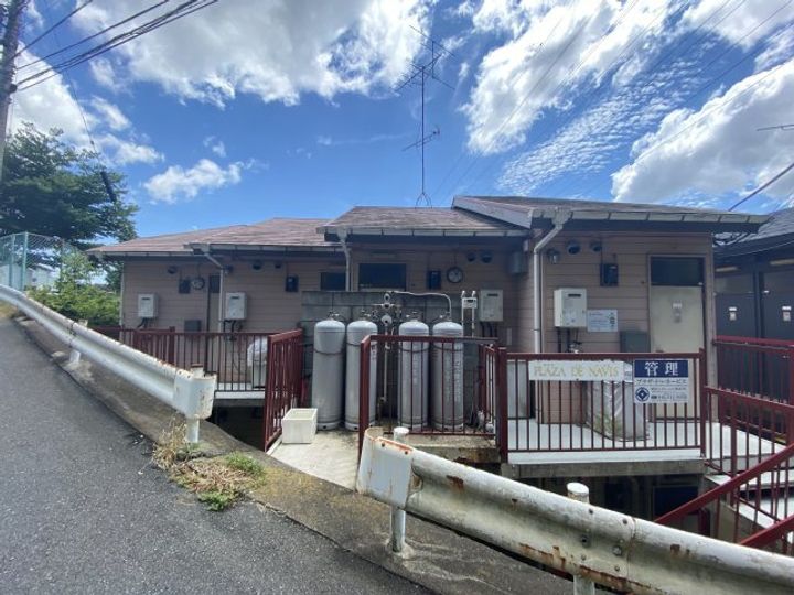 神奈川県横浜市保土ケ谷区瀬戸ケ谷町の賃貸アパートの外観