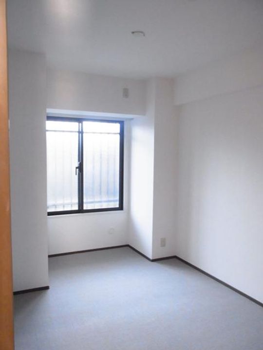 ガーデンシティ金沢文庫の居間