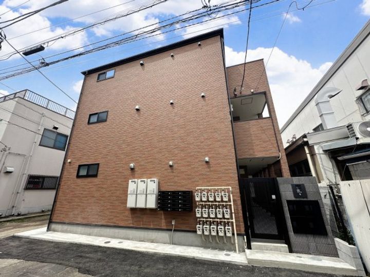 神奈川県川崎市川崎区小田4丁目の賃貸アパートの外観