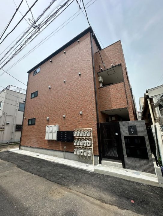 神奈川県川崎市川崎区小田4丁目の賃貸アパートの外観