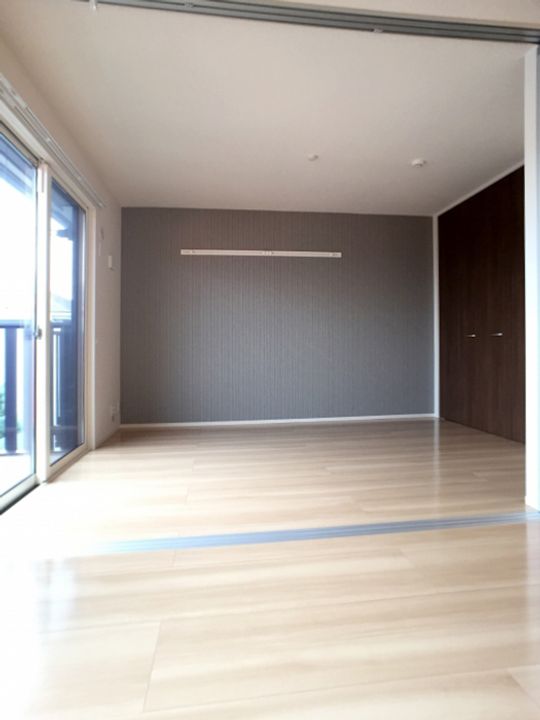 ターナ木曽西 B棟の居間