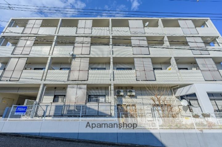 ブルーリーフ・Kの外観