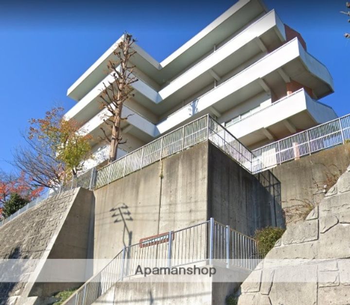 エスポワールの周辺