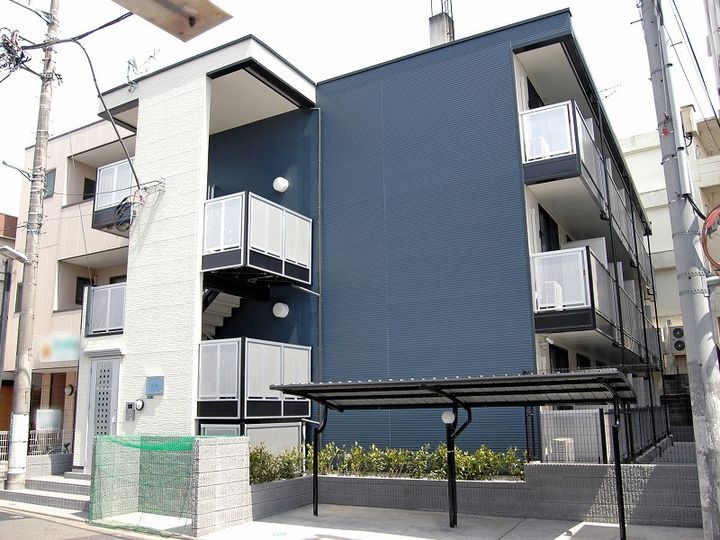 レオパレス光沙の外観