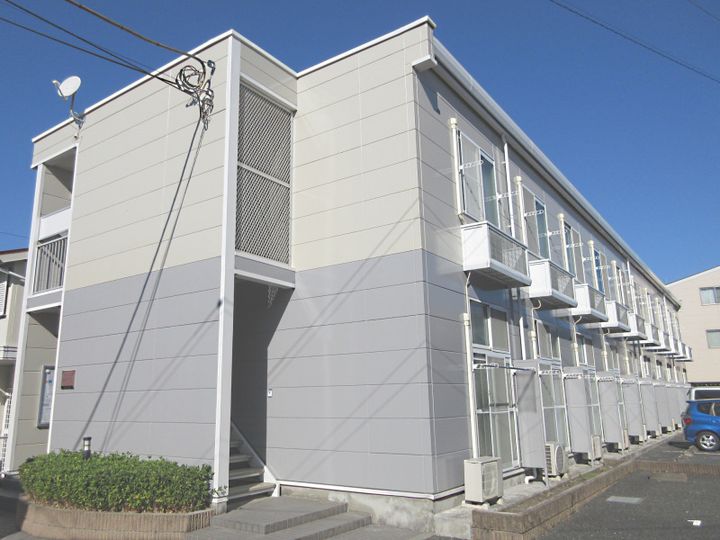 レオパレスサンブリッジⅦの外観