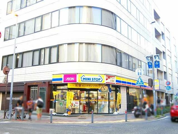 パークアクシス横濱関内SQUAREの周辺