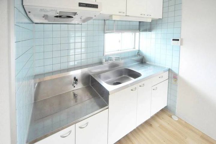 ビレッジハウス善部5号棟のキッチン