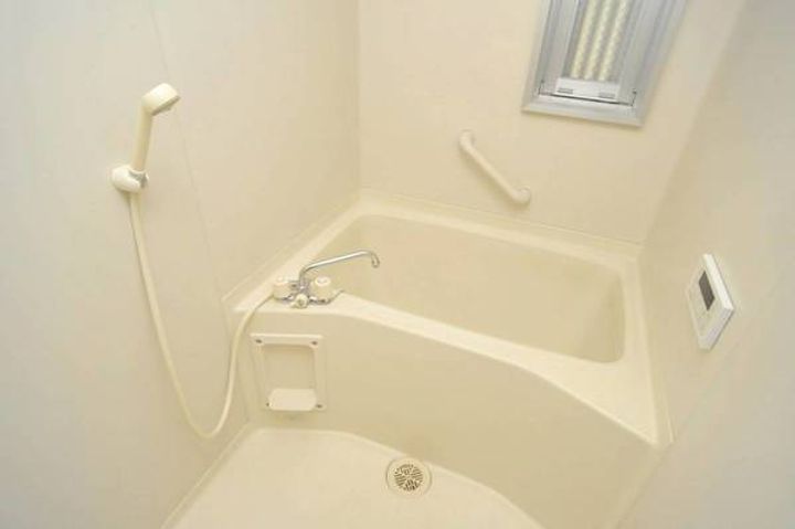 ビレッジハウス善部5号棟の風呂