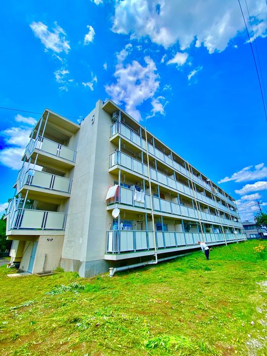 ビレッジハウス善部5号棟の外観