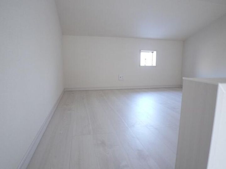 神奈川県川崎市川崎区昭和2丁目の賃貸アパートの居間