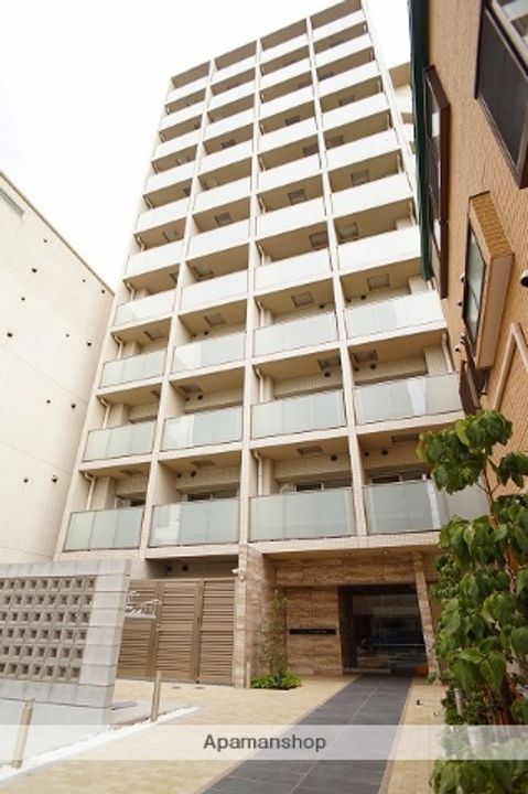 神奈川県横浜市南区高根町1丁目の賃貸マンションの外観