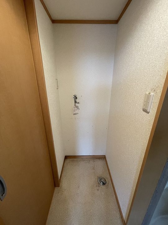 神奈川県横浜市南区井土ケ谷下町の賃貸アパートの内装