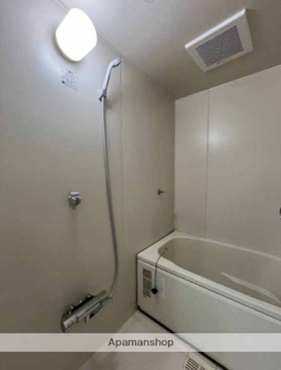 第三幸喜ビルの風呂