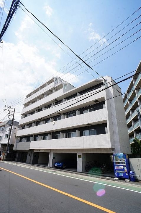 神奈川県川崎市高津区北見方2丁目の賃貸マンションの外観