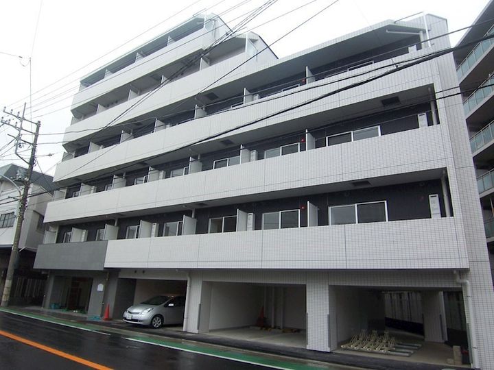 神奈川県川崎市高津区北見方2丁目の賃貸マンションの外観