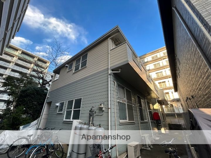 センチュリー21タマアパートの外観