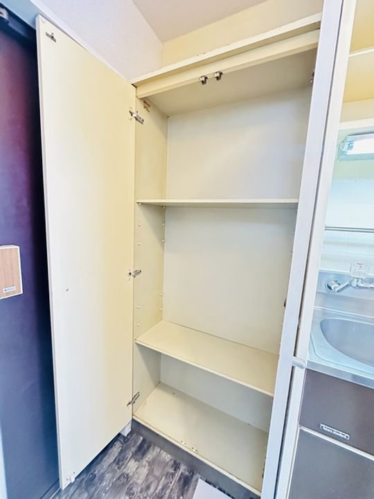 東京都品川区上大崎1丁目の賃貸マンションの内装