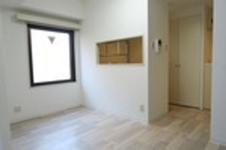 ドミトリー原町田の居間