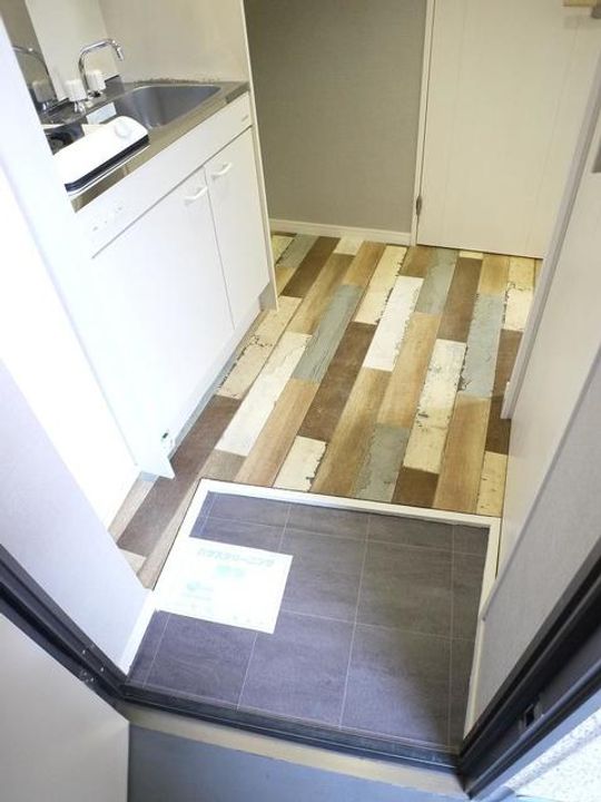 神奈川県横浜市金沢区六浦東2丁目の賃貸マンションの内装