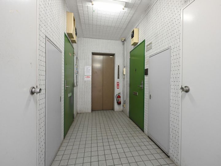 スカイコート横浜真金町801号室の内装