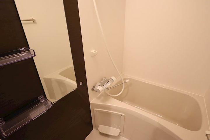 神奈川県横浜市中区寿町1丁目の賃貸マンションの風呂