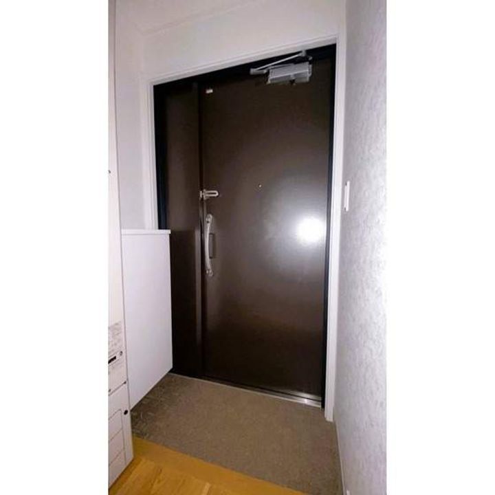 PIANO VILLA 東寺尾の玄関