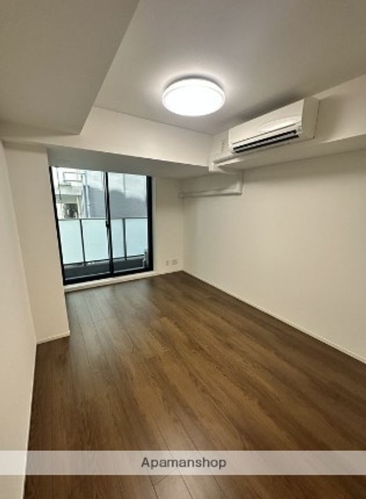 LEXE AZEST横濱関内の居間