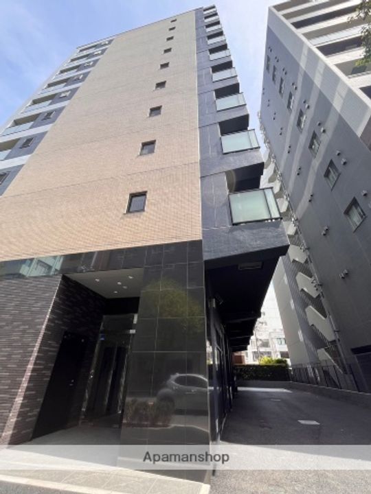LEXE AZEST横濱関内の外観