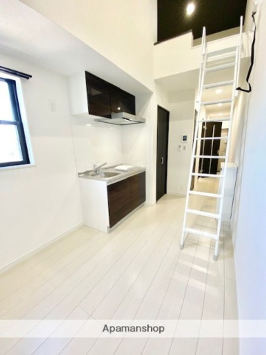 SUN LAGOON今宿町の居間