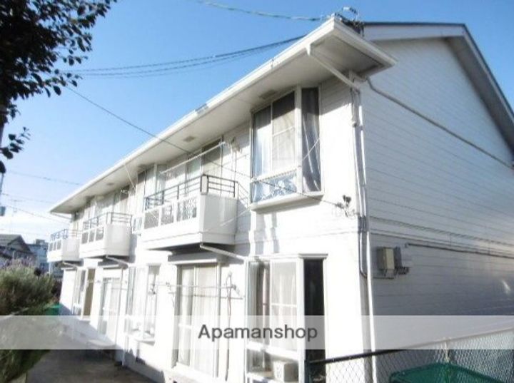 神奈川県藤沢市辻堂新町3丁目の賃貸アパートの外観