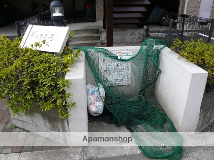 リバーステージの外観